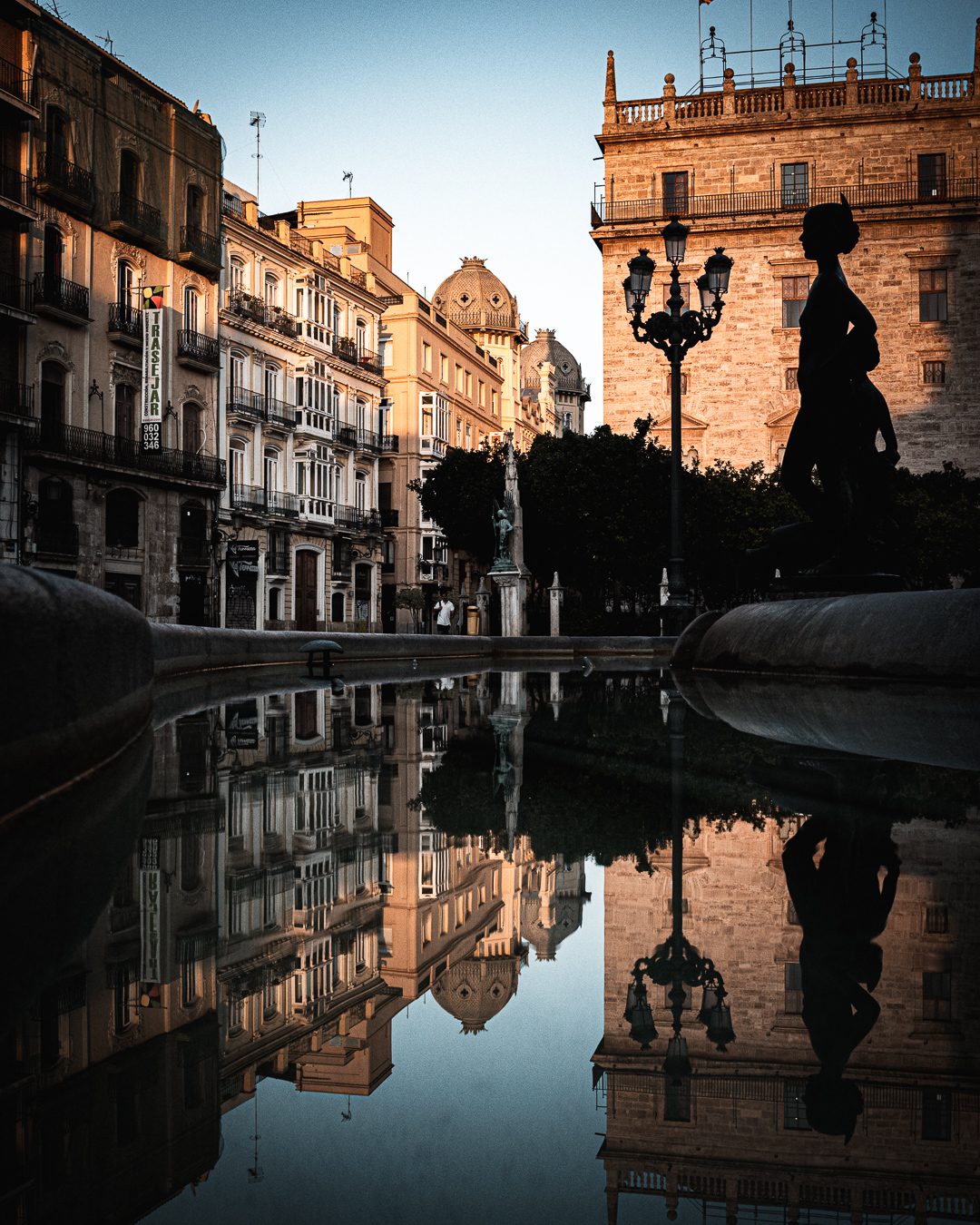 Plaza Mirror